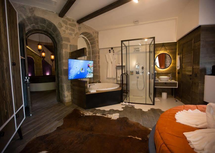 Cephanelik Boutique Hotel Trabzon Exterior photo